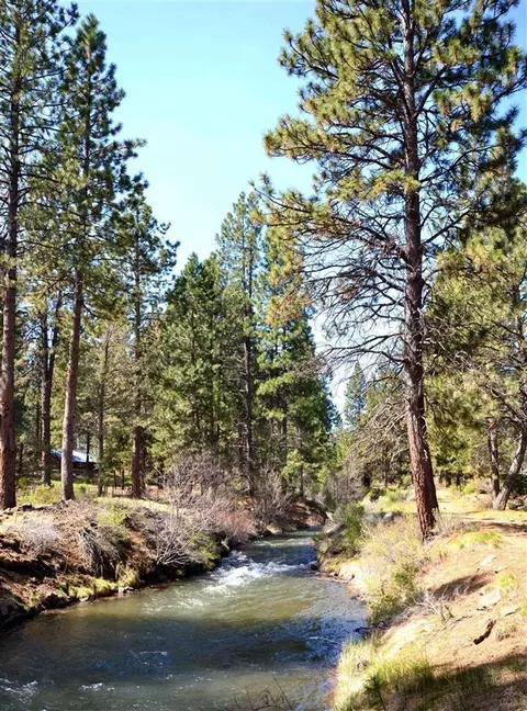 19063 Baker Rd, Bend, OR 97702 photo 3