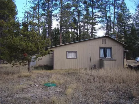6953 Michael Rd, La Pine, OR 97739 photo 2