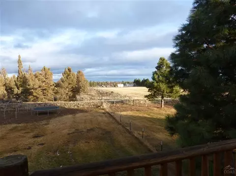 63350 Overtree Rd, Bend, OR 97701 photo 5
