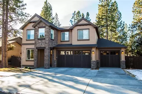 19121 Chiloquin Dr, Bend, OR 97701 photo 1