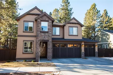 19121 Chiloquin Dr, Bend, OR 97701 photo 2