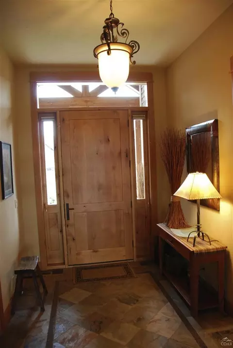 61831 Fall Creek Loop, Bend, OR 97702 photo 3