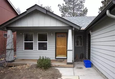 63345 Lavacrest St, Bend, OR 97701 photo 2