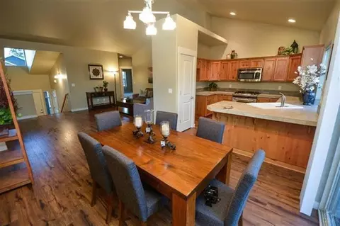 21184 Philly Ave, Bend, OR 97702 photo 3