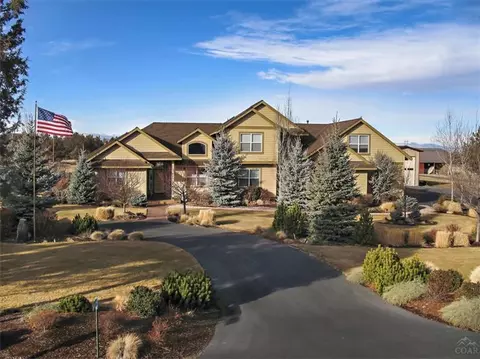 62615 Erickson Rd, Bend, OR 97701 photo 2