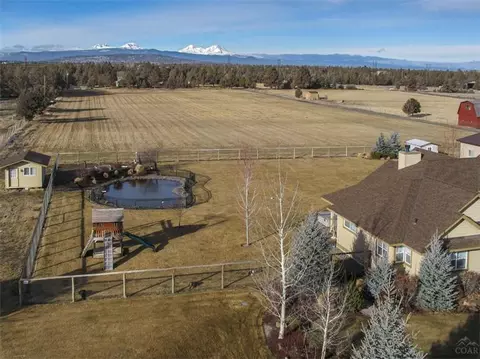 62615 Erickson Rd, Bend, OR 97701 photo 5