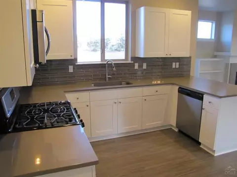 20548 Avro Pl, Bend, OR 97701 photo 6