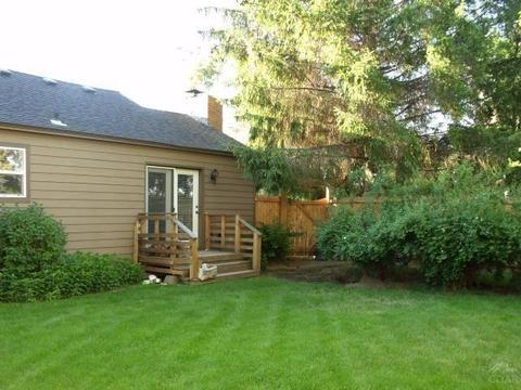 362 NE Clay Ave, Bend, OR 97701 photo 3
