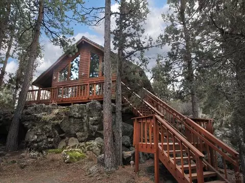 650 NW Broken Arrow Rd, Bend, OR 97701 photo 1