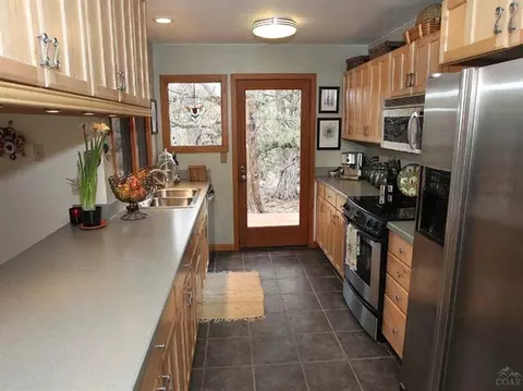 650 NW Broken Arrow Rd, Bend, OR 97701 photo 8