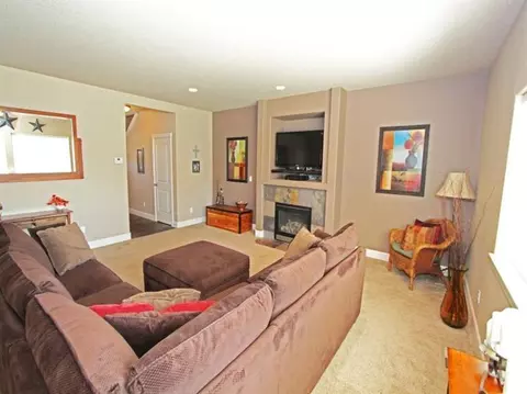 20541 Barrows Ct, Bend, OR 97702 photo 3