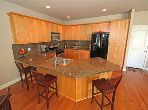 20541 Barrows Ct, Bend, OR 97702 photo 5