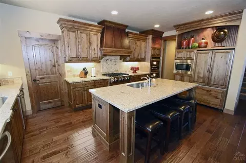56696 Glowstone Loop, Bend, OR 97707 photo 5