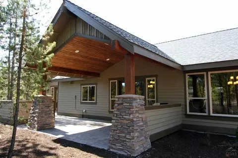 56696 Glowstone Loop, Bend, OR 97707 photo 21
