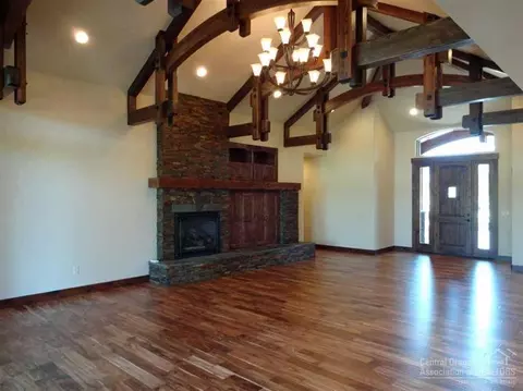56671 Dancing Rock Loop, Bend, OR 97707 photo 4