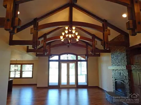 56671 Dancing Rock Loop, Bend, OR 97707 photo 3