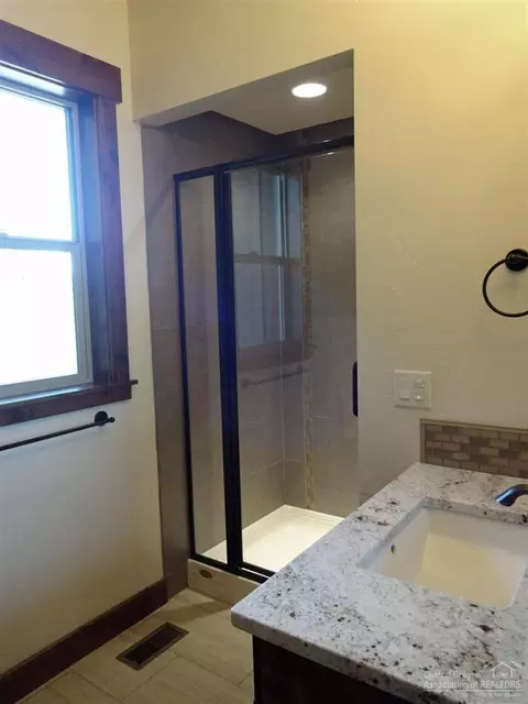 56671 Dancing Rock Loop, Bend, OR 97707 photo 19