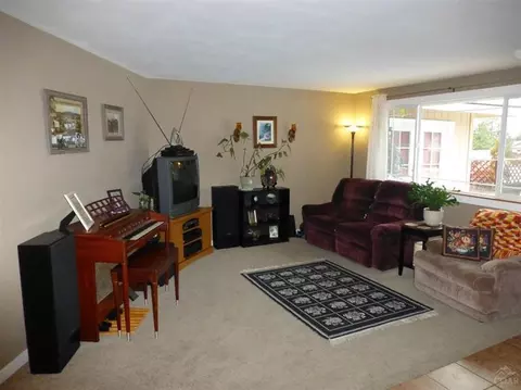 20812 W View Dr, Bend, OR 97702 photo 5