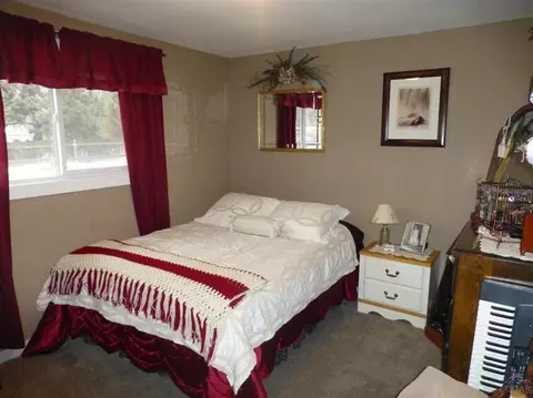 20812 W View Dr, Bend, OR 97702 photo 8