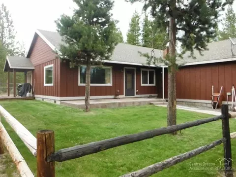 137233 Mohawk Dr, Crescent, OR 97733 photo 1