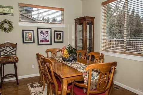 20556 Jacklight Ln, Bend, OR 97702 photo 13