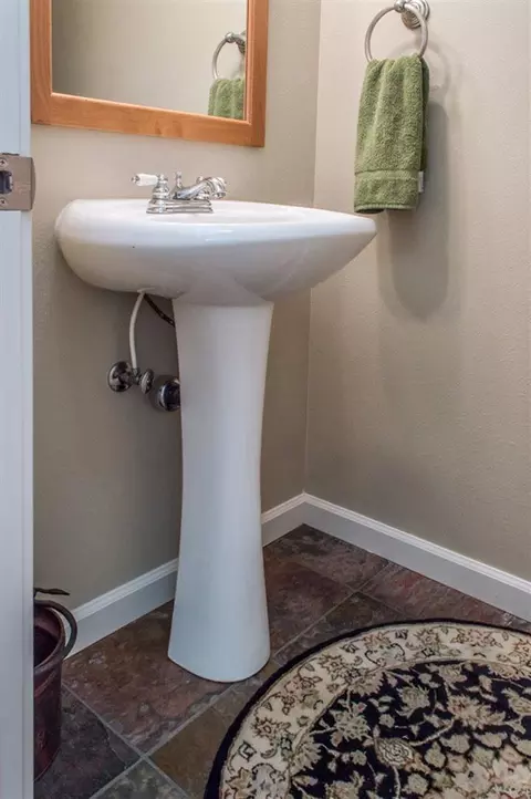 20556 Jacklight Ln, Bend, OR 97702 photo 14