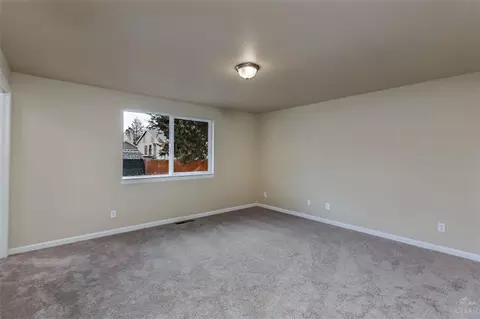 61144 Tapadera St, Bend, OR 97702 photo 12
