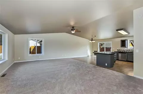 61144 Tapadera St, Bend, OR 97702 photo 4