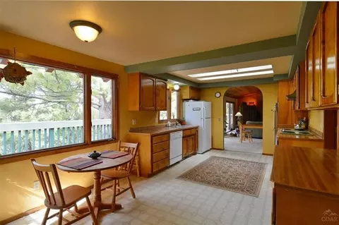 60669 SW River Bend Dr, Bend, OR 97702 photo 13