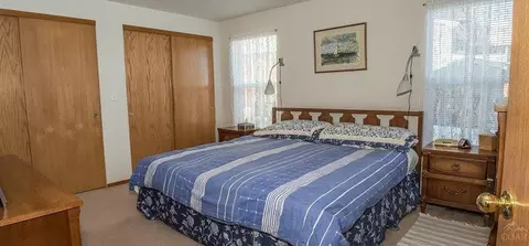 988 NE Locksley Dr, Bend, OR 97701 photo 10
