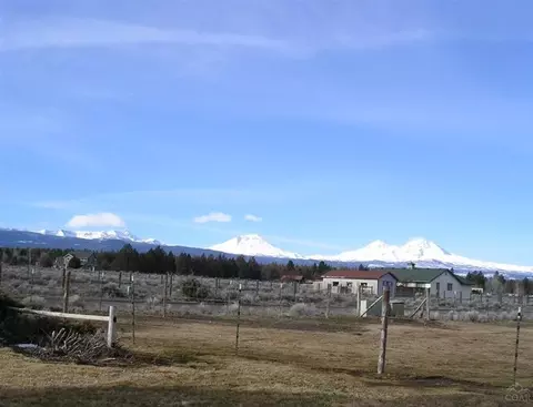 17604 Paladin Dr, Bend, OR 97701 photo 3