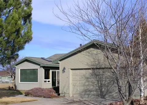 17604 Paladin Dr, Bend, OR 97701 photo 1