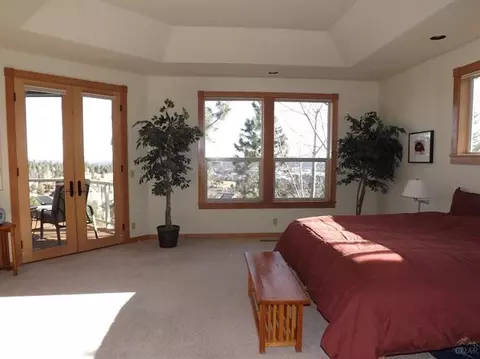 677 NW Stonepine Dr, Bend, OR 97701 photo 9