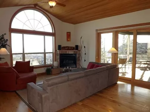 677 NW Stonepine Dr, Bend, OR 97701 photo 3