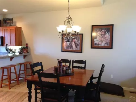 565 Oxbow Loop, Redmond, OR 97756 photo 7