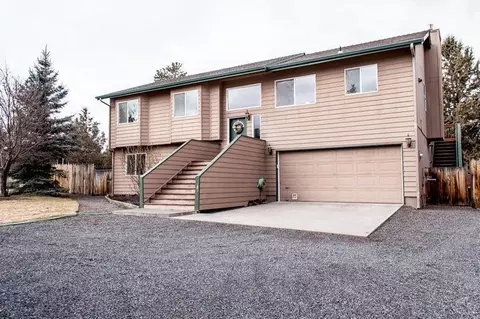 22013 Banff Dr, Bend, OR 97702 photo 1