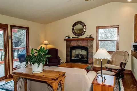 22013 Banff Dr, Bend, OR 97702 photo 4