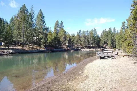 17233 Merganser Dr, Bend, OR 97707 photo 3