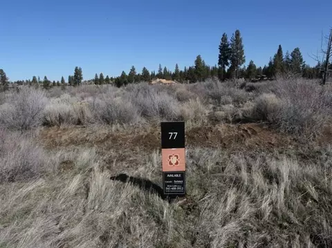 19330 Seaton Loop, Bend, OR 97702 photo 2