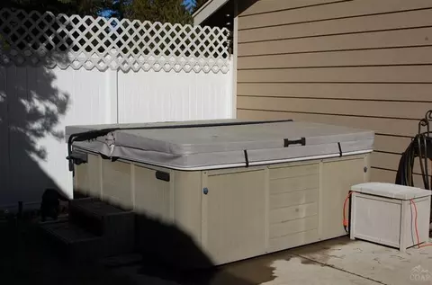 16068 Twin Dr, La Pine, OR 97739 photo 11