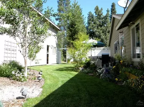 16068 Twin Dr, La Pine, OR 97739 photo 5