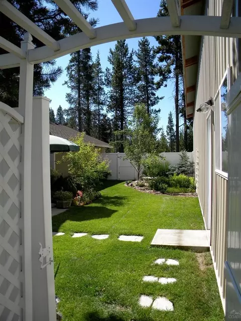 16068 Twin Dr, La Pine, OR 97739 photo 10
