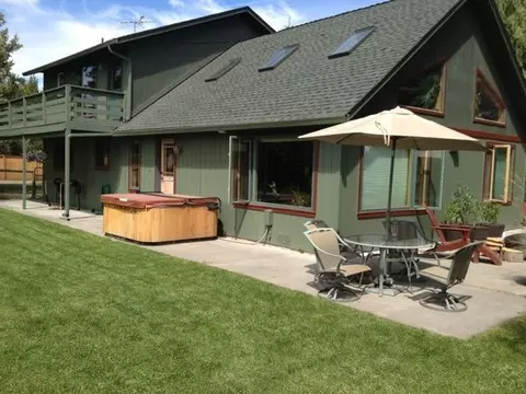 18380 Pinehurst Rd, Bend, OR 97701 photo 5