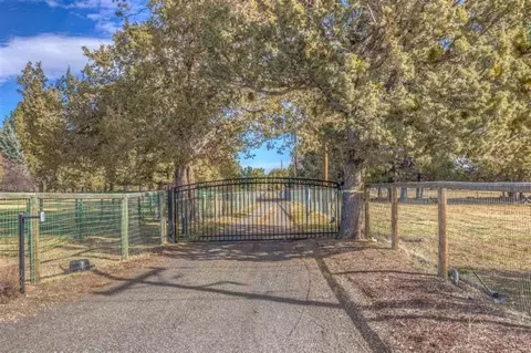 18380 Pinehurst Rd, Bend, OR 97701 photo 1