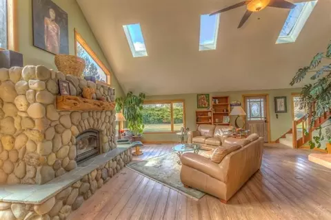 18380 Pinehurst Rd, Bend, OR 97701 photo 7