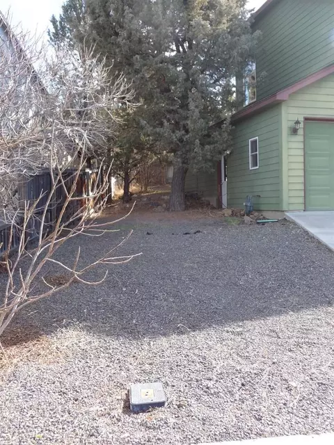 2842 NE Ocker Dr, Bend, OR 97701 photo 23