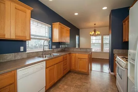 62712 Larkview Rd, Bend, OR 97701 photo 8