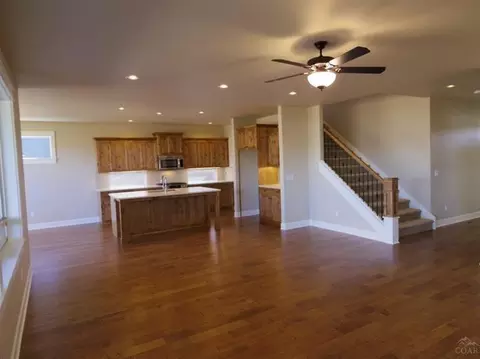 61128 SE Manhae Loop, Bend, OR 97702 photo 7
