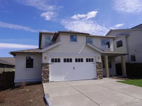 61128 SE Manhae Loop, Bend, OR 97702 photo 1