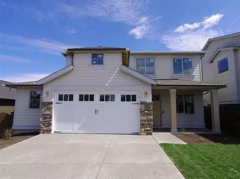 61128 SE Manhae Loop, Bend, OR 97702 photo 2